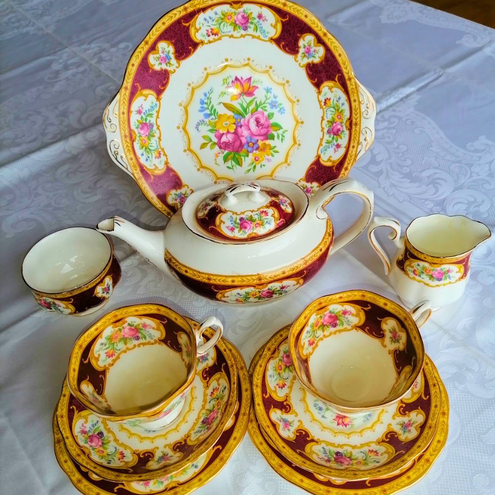 Vintage Royal Albert Lady Hamilton Tea Service | 11pc, Bone China England | Teapot, Cups & Saucers, Cake Plates