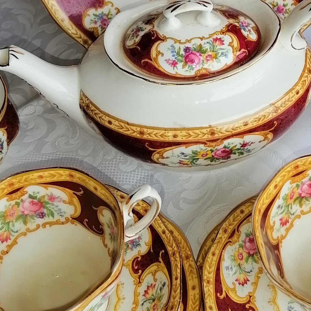 Vintage Royal Albert Lady Hamilton Tea Service | 11pc, Bone China England | Teapot, Cups & Saucers, Cake Plates